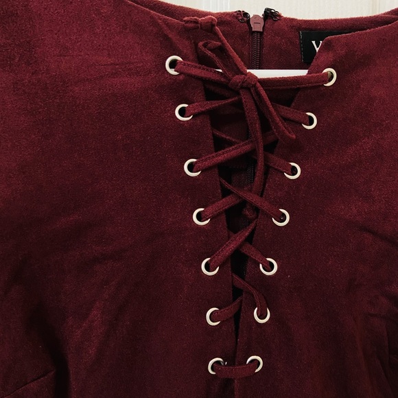 Venus burgundy velvet dress - Picture 2 of 6